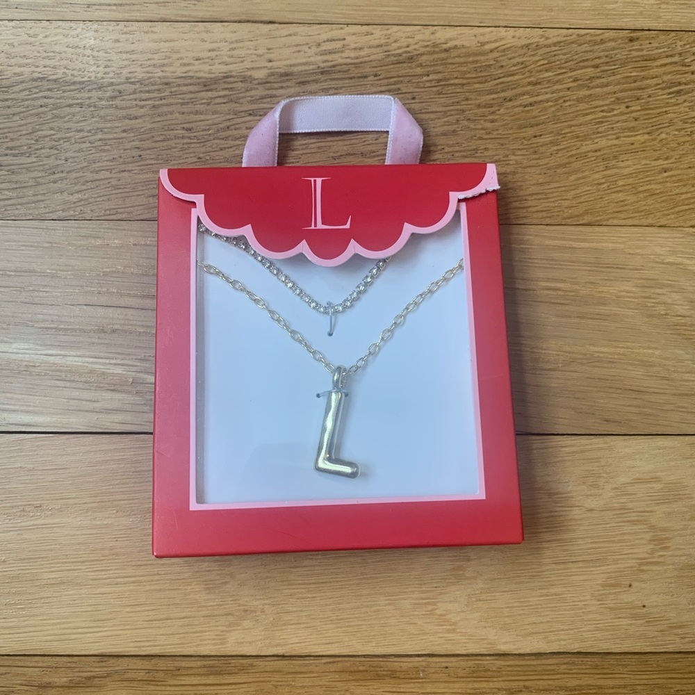 NWT L Necklace